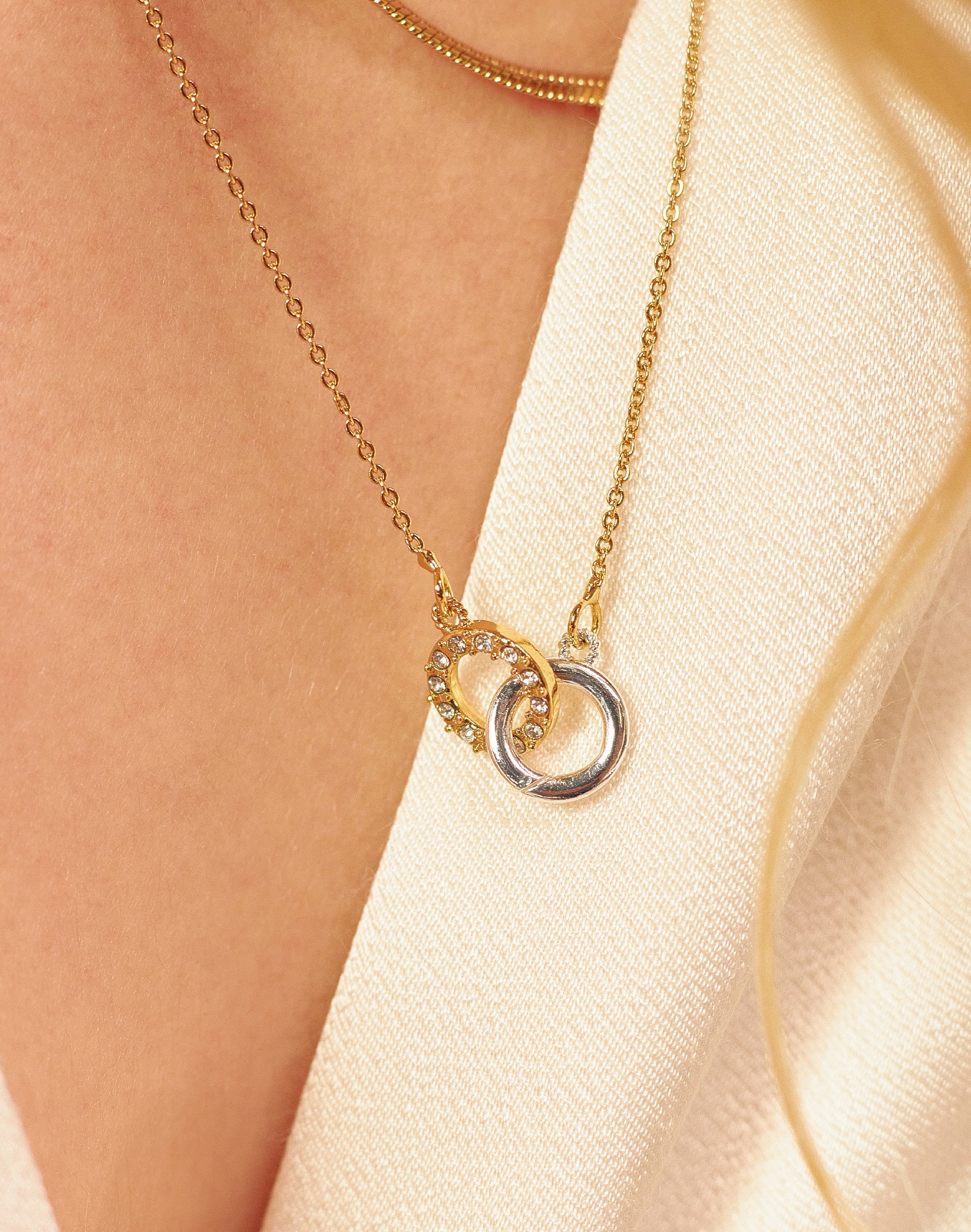 Set of 2 Necklaces + Infinite Bow Stud Earrings